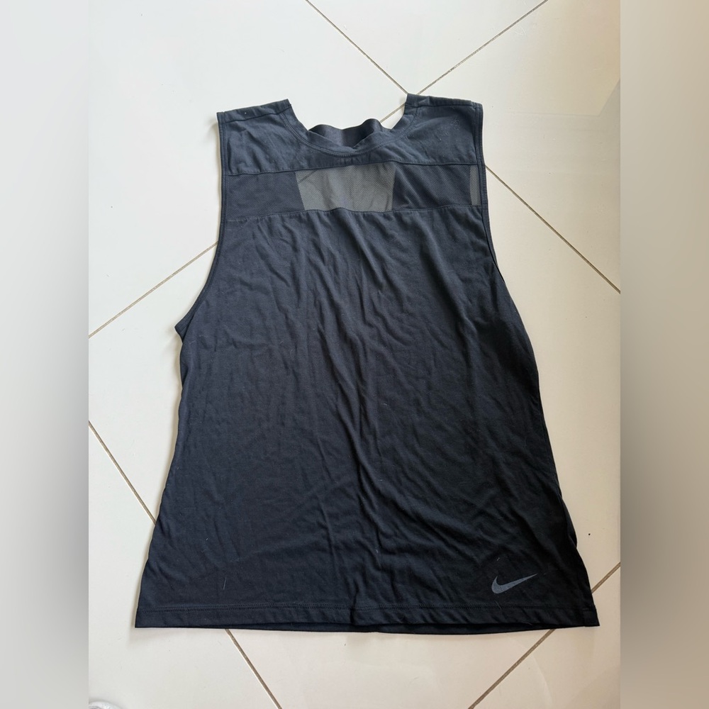 Nike Women's Black Sleeveless Top - Medium